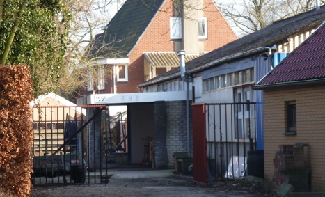 Ingang nazikroeg te Veendam
